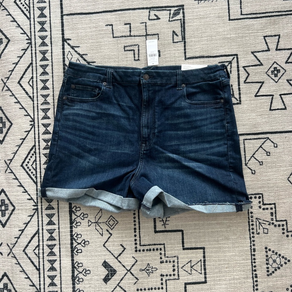 American Eagle curvy super hi-ride shortie shorts size 20